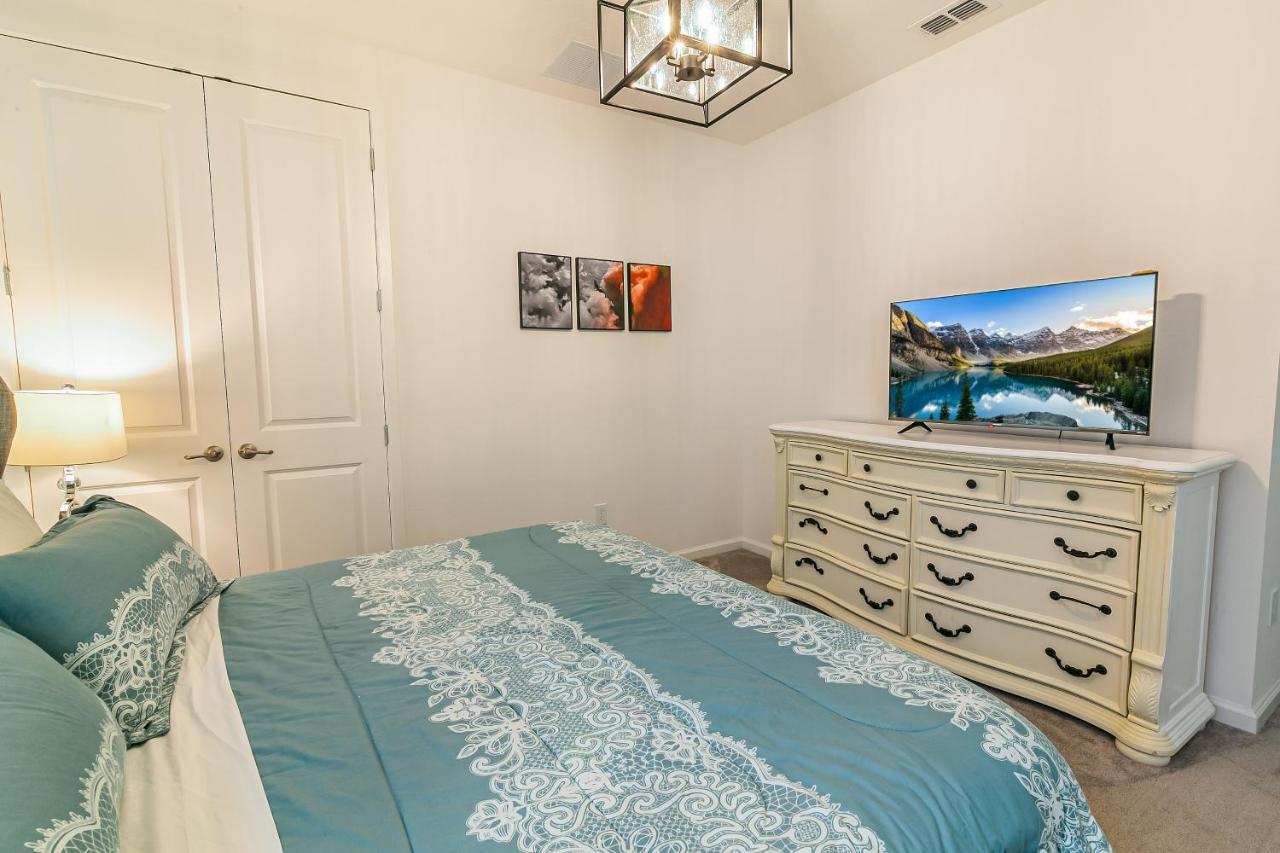 Luxury 12 Bedrooms Pool House 10 Min To Disney4630 Kissimmee Dış mekan fotoğraf